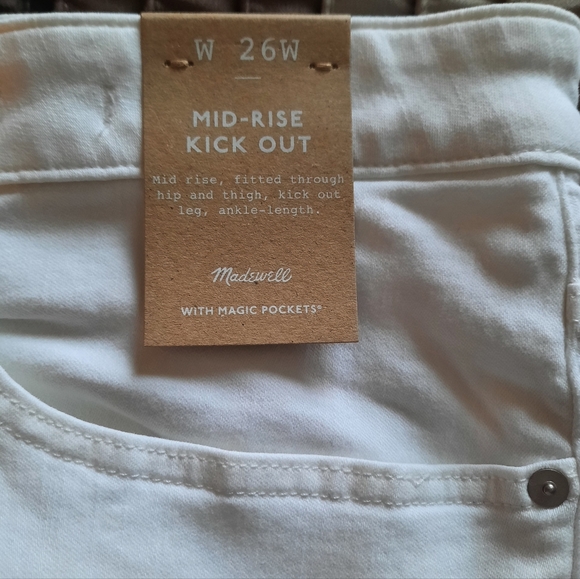 Madewell Women's Cropped White Jeans - Picture 7 of 8